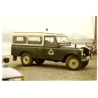 ITALERI (6542) 1:35 Land Rover 109 "Guardia
