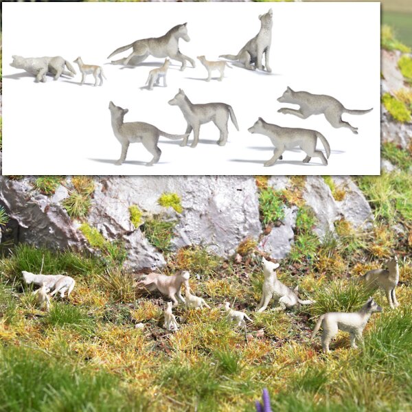 Busch 1193 Wolfsrudel für Spur H0 mit zehn detailreich gestalteten Wölfen einschließlich drei Jungwölfen und realistischer Fellstruktur für naturgetreue Modelllandschaften.