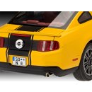 REVELL 07046 - 2010 Ford Mustang GT 1:25