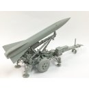 DRAGON (500773600) 1:35 MGM-52 Lance Missile w/Launcher