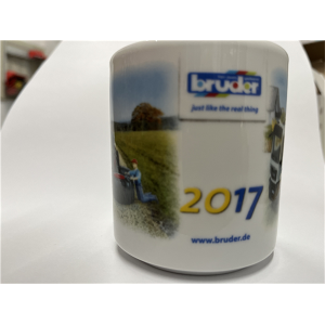 Bruder 10300 Tasse (Edition 2017)